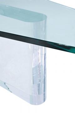  Lion in Frost Sculptural Coffee Table in Thick Lucite with Glass Top by Lion in Frost - 142661