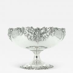  M W Galt Bro Large Sterling Silver Decorative Footed Bowl - 2721193