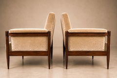  M veis Provenzal M veis Provenzal Lounge Chair in Jacaranda Champagne Mohair Velvet Brazil - 4694238