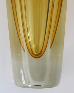  Mandruzzato A thickly modeled faceted Sommerso hand blown glass vase - 814806