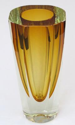  Mandruzzato A thickly modeled faceted Sommerso hand blown glass vase - 814808