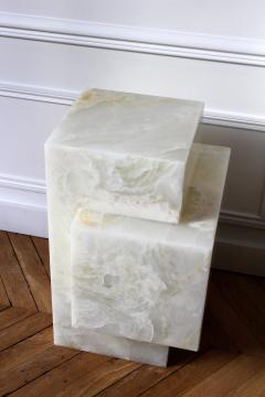  Marbera Ella White Onyx Side Table - 2894062