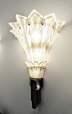  Marius Ernest Sabino A Single French Art Deco Wall Sconce Signed by Marius Ernest Sabino - 3942088