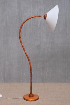  Marksl jd Sculptural Marksl jd Floor Lamp in Beech Wood Sweden 1960s - 3866174