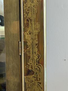  Mastercraft Pair of Acid Etched Brass Illuminated Etageres by Bernhard Rohne for Mastercraft - 4645317