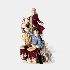  Meissen Porcelain Manufactory A MEISSEN PORCELAIN FIGURAL GROUP DRUMMER AND DANCERS 19TH CENTURY - 3567145