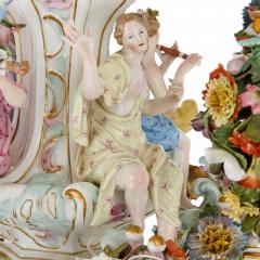  Meissen Porcelain Manufactory Large Rococo style porcelain chandelier by Meissen - 2176930