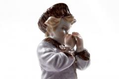  Meissen Porcelain Manufactory Meissen Porcelain Hand Painted Figurine of a Boy with a Hat  - 3619279