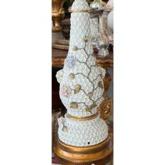  Meissen Porcelain Manufactory Meissen Style German Schneeballen Porcelain Snowball Vase Table Lamp - 4523635