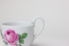  Meissen Porcelain Manufactory Meissen Swan Handle Demitasse Cup and Saucer in Rose Pattern 1950 Germany - 3098527