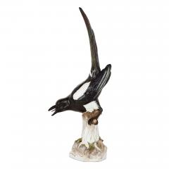  Meissen Porcelain Manufactory Pair of large Meissen porcelain models of magpies - 3743823