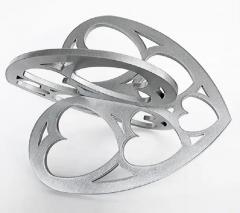  Michael Gitter Michael Gitter Lace Interlocking Hearts Sculpture Sparkle Powder Coating - 3604680