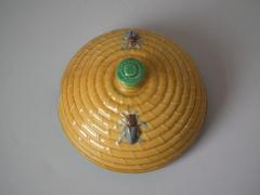  Minton Minton Majolica Beehive Honey Pot and Cover - 1766243
