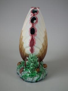  Minton Minton Majolica Shell Flower Holder - 1744942