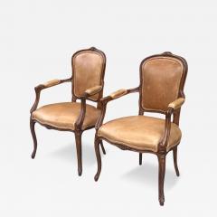  Minton Spidell Pair of Minton Spidell French Provincial Mahogany Leather Arm Chairs - 3611150