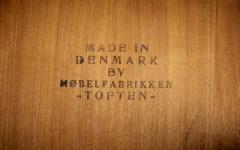  Mobelfabrikken Toften Scandinavian Modern Danish Teak Side Table by Mobelfabrikken Toften - 3009225