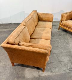  Mogens Hansen Pair of Three Seat Leather Sofas in Original Leather by Mogens Hansen - 4484369