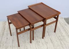  Moreddi 1960s Modern Walnut Teak Danish Nesting Tables By Moreddi - 2998917