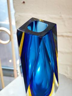  Murano Glass Sommerso Mid 20th Century Italian Murano Sommerso Faceted Glass Vase - 2682554