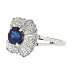  Oscar Heyman Brothers OSCAR HEYMAN PLATINUM 1 99CT CUSHION CUT SAPPHIRE AND DIAMOND BALLERINA RING - 3321643