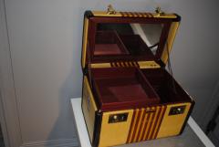  Oshkosh Trunks Luggage Inc Vintage Oshkosh The Chief luggage set - 4619296