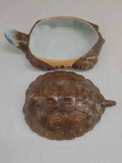  Palissy Ware Palissy Majolica 32 Palissy majolica small box  - 4633286