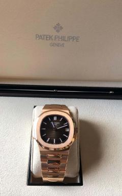  Patek Philippe Co Patek Philippe Rose Gold 5711 1R Nautilus Jumbo - 2712848