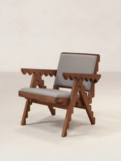  Phantom Hands Crocodile Chair in Dark Teak - 3833806