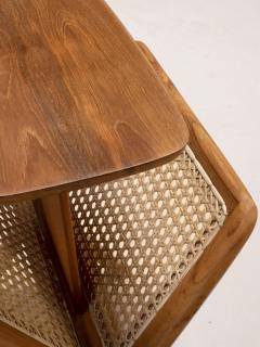  Phantom Hands Phantom Hands Mu g ru Side Table - 3814205