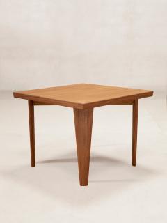  Phantom Hands Phantom Hands Square Table - 3814176