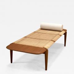  Phantom Hands Phantom Hands Tang li Daybed - 3835541