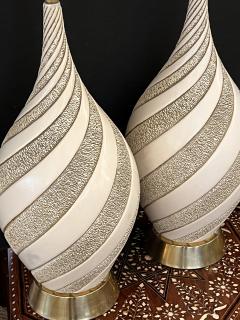  Quartite Creative Corp Signed Large Pair 1960s Ivory Glazed Spiral Lamps by Quartite Creative Corp - 4406504
