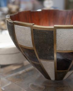  R Y Augousti Contemporary R Y Augousti Bowl with Inlaid Shagreen Penshell and Brass - 3370069