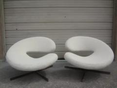  Roche Bobois Pair of French Modernist Sculptural Swivel Chairs by Roche Bobois - 3638293