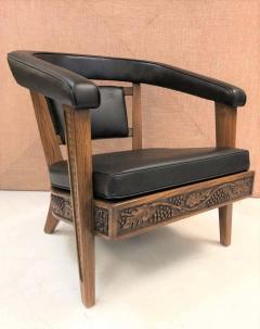  Romweber Pair of Romweber Carved Oak Lounge Chairs - 1854627