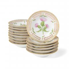  Royal Copenhagen Extensive Royal Copenhagen Flora Danica Porcelain Dinner Service - 4799739