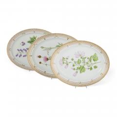  Royal Copenhagen Extensive Royal Copenhagen Flora Danica Porcelain Dinner Service - 4799745
