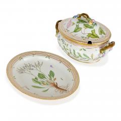  Royal Copenhagen Pair of Royal Copenhagen Flora Danica Porcelain Covered Tureens - 4721388