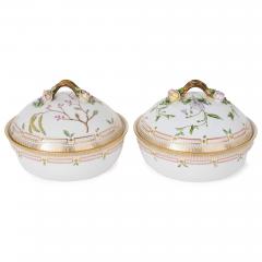  Royal Copenhagen Two Danish Flora Danica porcelain tureens by Royal Copenhagen - 4380572