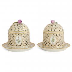  Royal Copenhagen Two Danish porcelain Flora Danica ice cream domes by Royal Copenhagen - 4584855