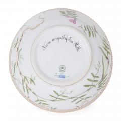  Royal Copenhagen Two Danish porcelain Flora Danica serving bowls by Royal Copenhagen - 4387793