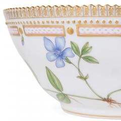  Royal Copenhagen Two Danish porcelain Flora Danica serving bowls by Royal Copenhagen - 4387794