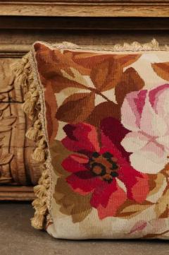  Royal Manufacture of Aubusson 19th Century French Aubusson Woven Tapestry Pillow with Floral D cor and Tassels - 3472691