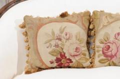  Royal Manufacture of Aubusson French 19th Century Aubusson Woven Tapestry Pillow with Roses and Tassels - 3485351