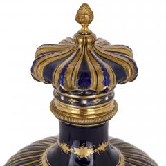  S vres Porcelain Manufacture Nationale de S vres Antique S vres style porcelain and gilt bronze vase with marine subject - 3912893