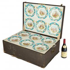  S vres Porcelain Manufacture Nationale de S vres Large antique French S vres style porcelain dessert service with a travel case - 4584908