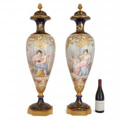  S vres Porcelain Manufacture Nationale de S vres Pair of large S vres style gilt porcelain mounted vases - 3062774