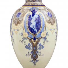  S vres Porcelain Manufacture Nationale de S vres Very large antique S vres p te sur p te porcelain vase with stand - 4409207
