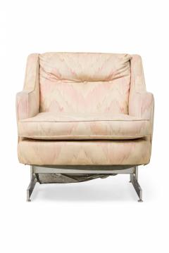  Saporiti Pair of Saporiti Silver Polished Metal Beige Zig Zag Upholstered Armchairs - 4273934