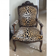  Scalamandre Antique Carved Italian Walnut Arm Chair W Scalamandre Leopardo Silk Velvet - 2806732